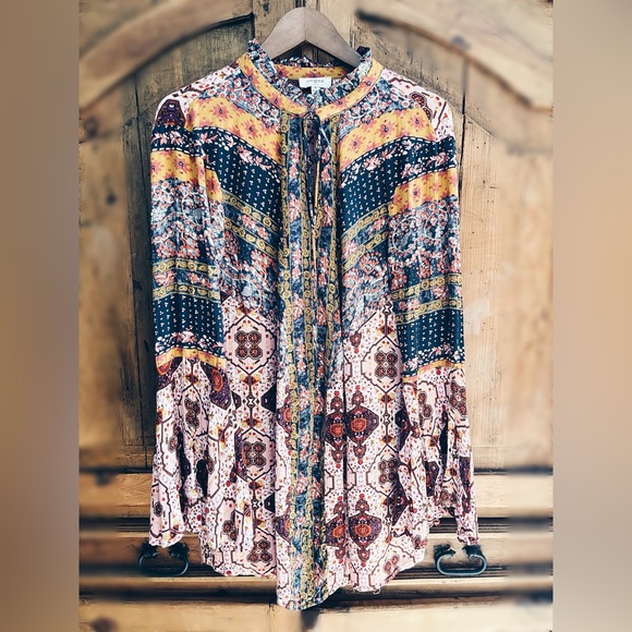 Umgee Peasant Blouse - Picture 4 of 9